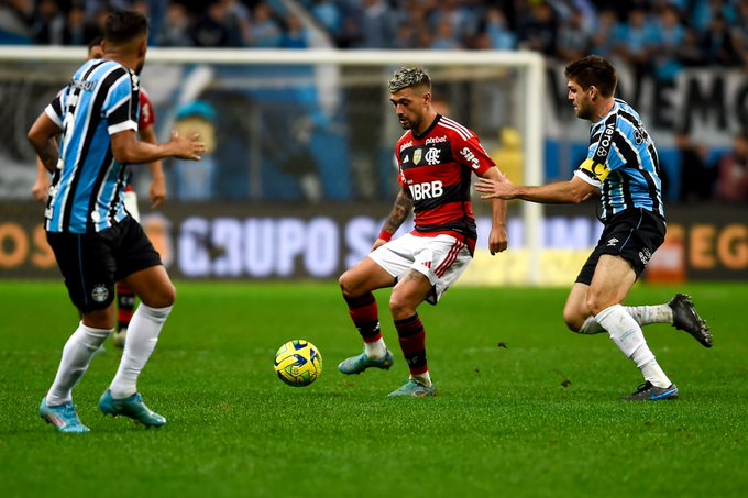 Flamengo ganha do Grêmio