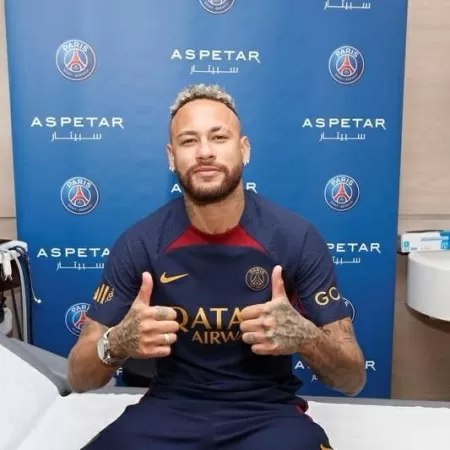Procurada, a assessoria de Neymar disse ao F5 que não vai se posicionar sobre o caso