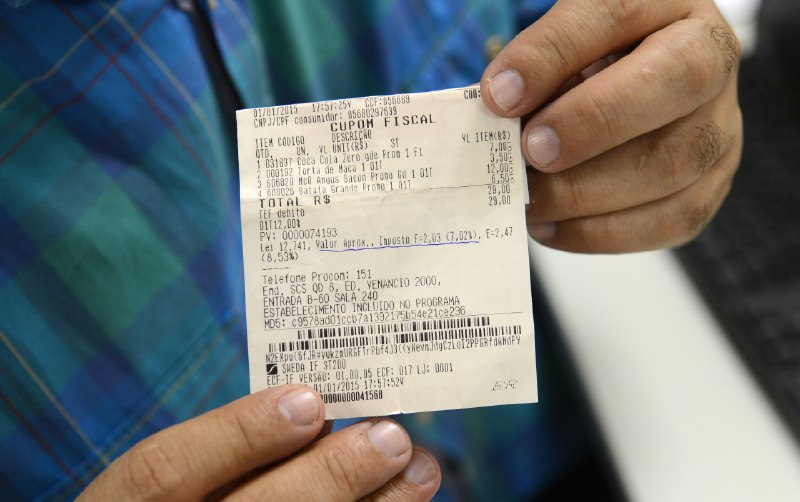 Com a 'pulga atrás da orelha', o ganhador pesquisou na internet mais informações sobre o prêmio