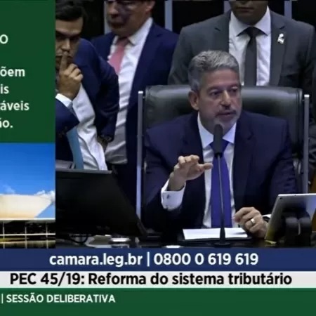 Deputados votam reforma tributária nesta quinta-feira (6)