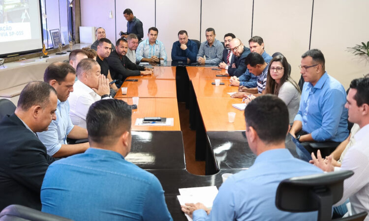 A reunião faz parte da agenda do Grupo de Trabalho criado pela Prefeitura para acompanhar o processo