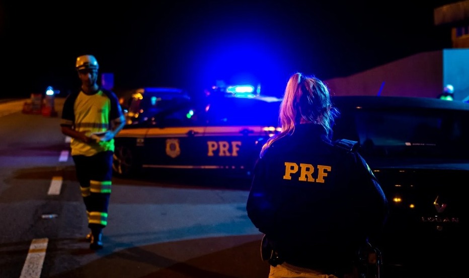 O caso foi registrado na Delegacia de Registro e as investigações para identificar os motoristas seguem