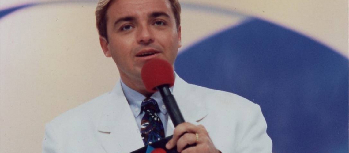 O SBT planeja lançar séries documentais sobre Hebe Camargo, Gugu Liberato, Carlos Alberto de Nóbrega e um especial sobre Silvio Santos