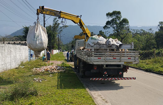 Além da Guarda Ambiental, a ação contou com a atuação da Secretaria de Meio Ambiente