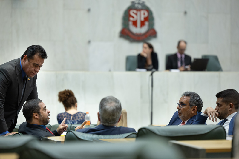 Discussão permanece na Alesp