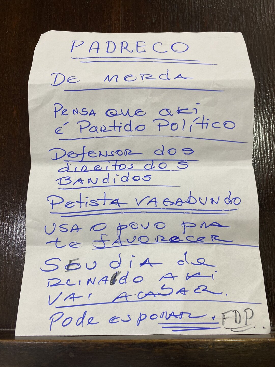 O padre Julio Lancellotti foi ameaçado por meio de um bilhete