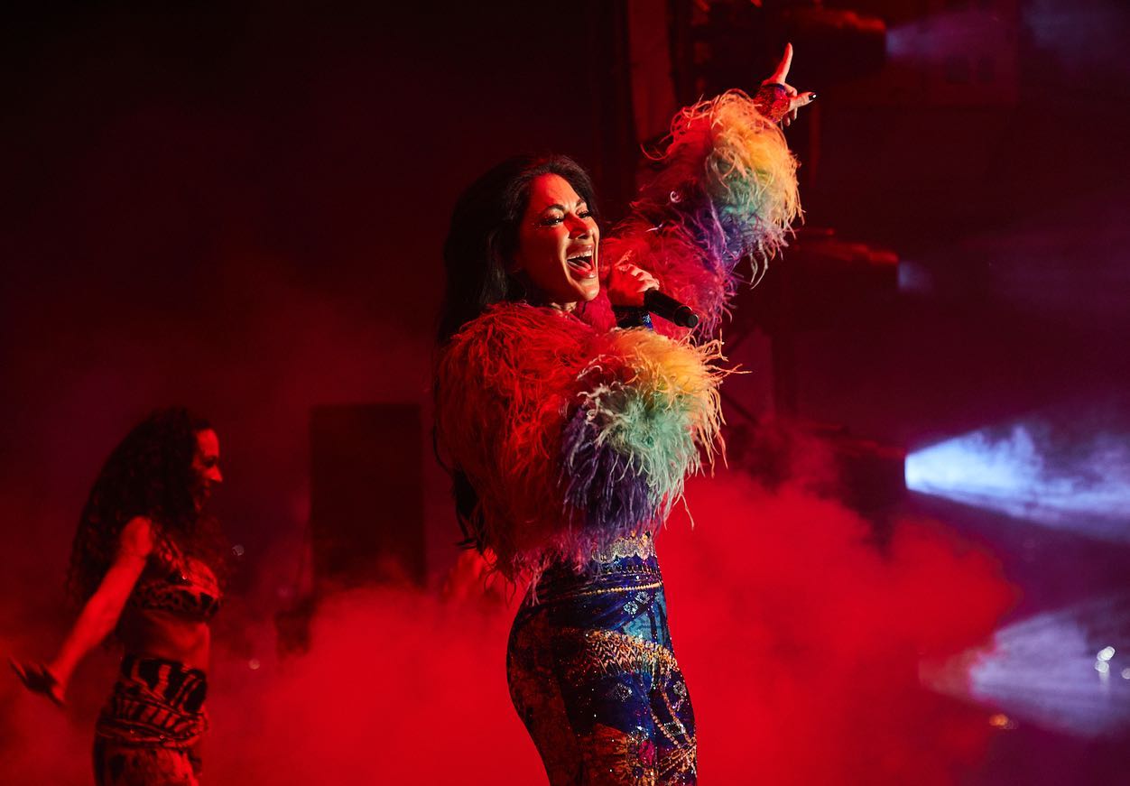 Nicole Scherzinger reinterpretou clássico e ganhou a internet