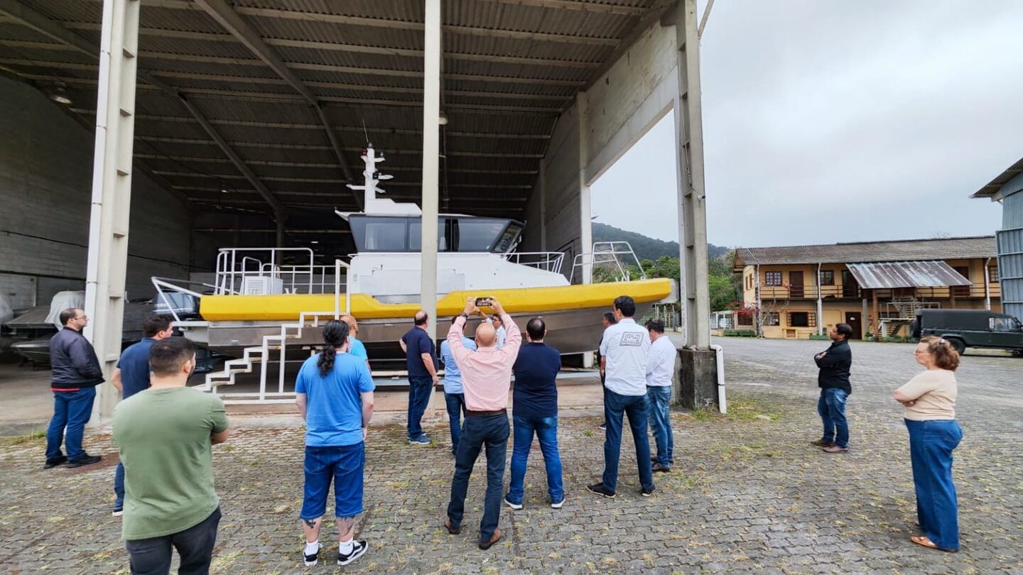 As embarcações serão utilizadas em projeto piloto do futuro transporte hidroviário na Baixada Santista