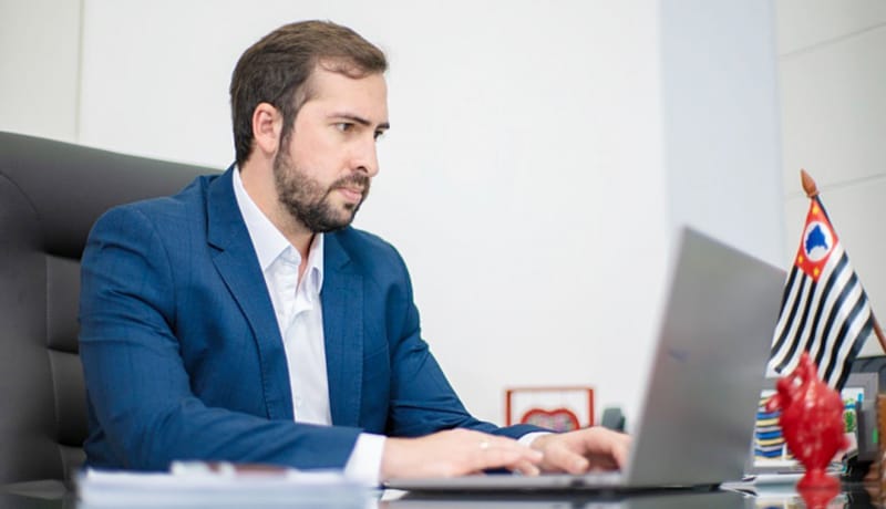 Dentre os eventuais candidatos apresentados ao eleitor, Bili é o que apresenta a maior rejeição. No total, 26,3% disseram que não votariam no ex-prefeito. Esse percentual é o dobro do atribuído ao atual prefeito, citado por 13% dos entrevistados