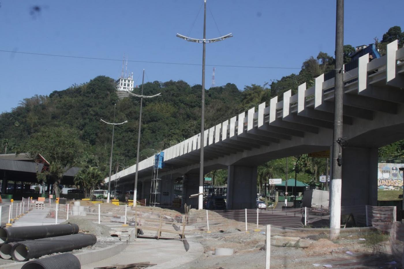 Desde março, o elevado passa por obras de recuperação, reforço estrutural e reurbanização do seu entorno