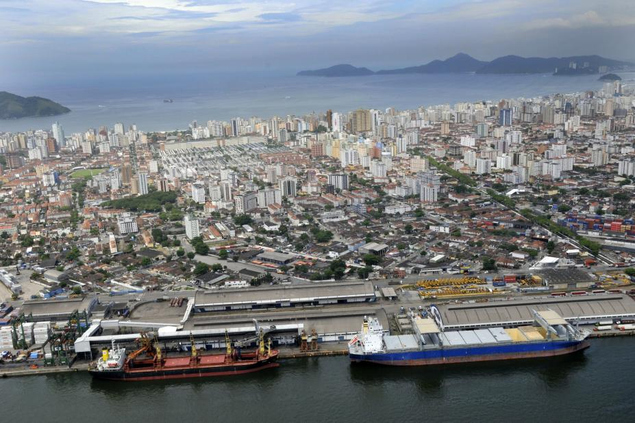 Conteúdo programático traz diversos aspectos da logística e do ambiente portuário