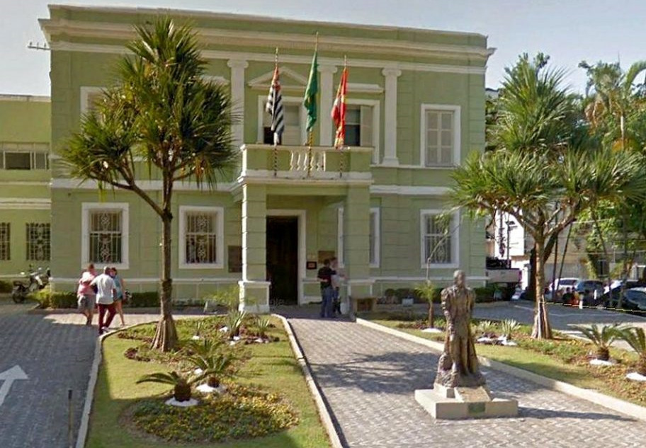 Prefeitura alegou paralisação abrupta dos serviços oferecidos pelo consórcio