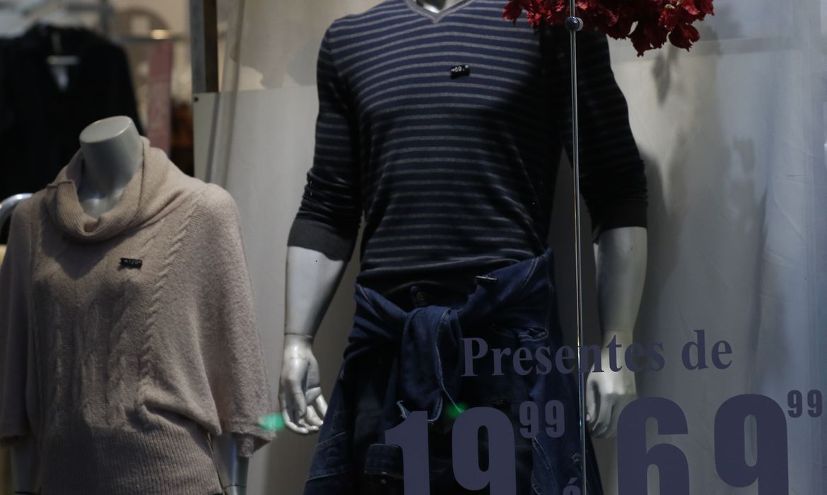 Apesar de a estimativa de vendas ter crescido em relação ao ano passado, ainda é menor que os R$ 7,8 bilhões movimentados em 2021