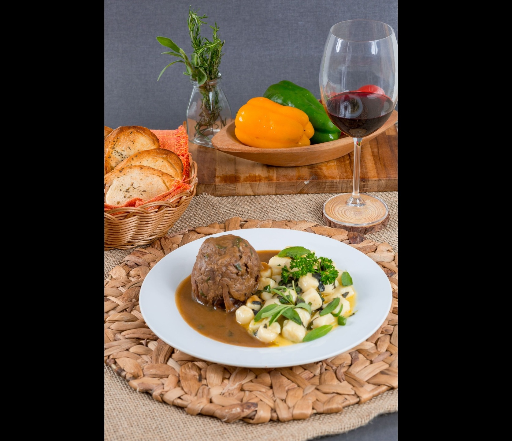 Evento gastronômico do Litoral Plaza chega na disputa final com criações exclusivas de lojistas