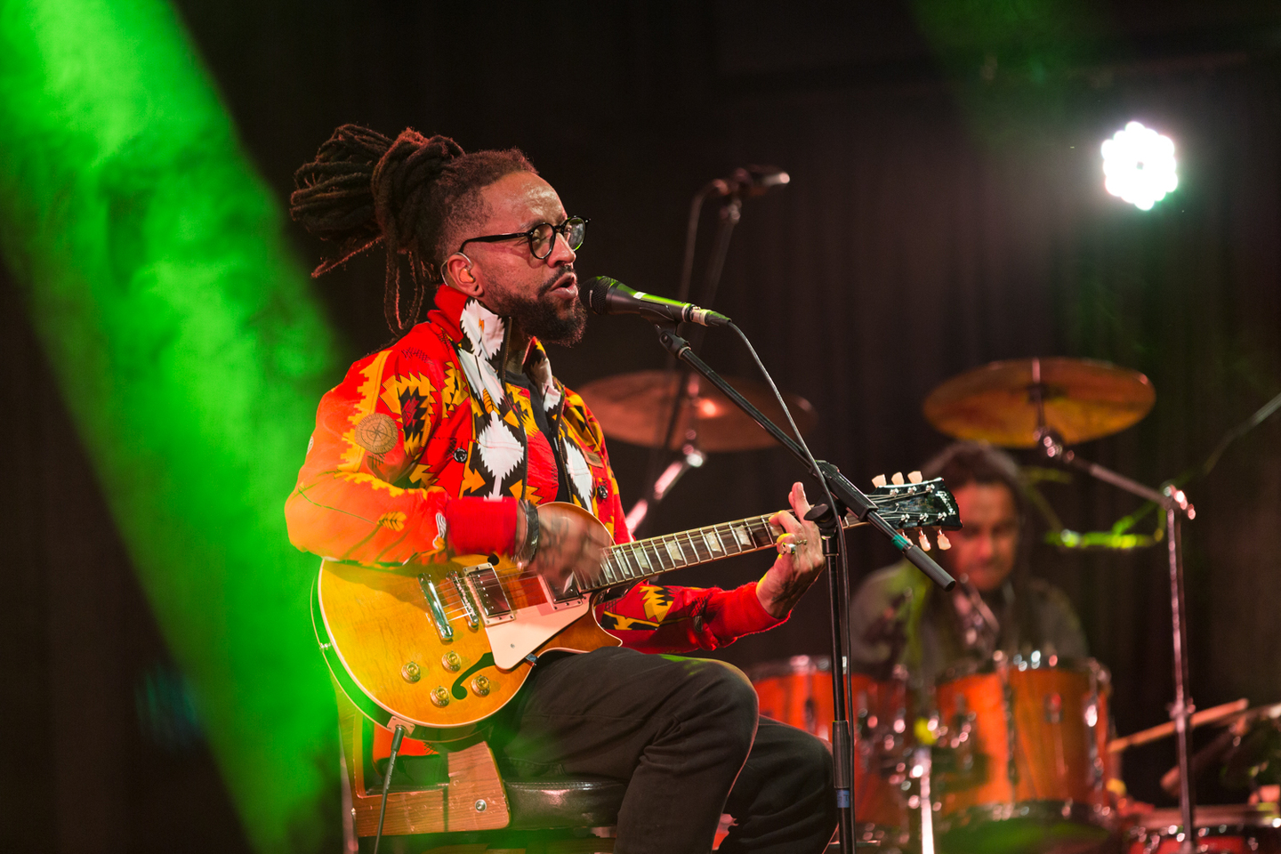 O festival dos 50 Anos do hip hop: Celebrando o passado, valorizando o presente e plantando sementes para o futuro é realizado pela Prefeitura de Bertioga, com apoio do Sesc