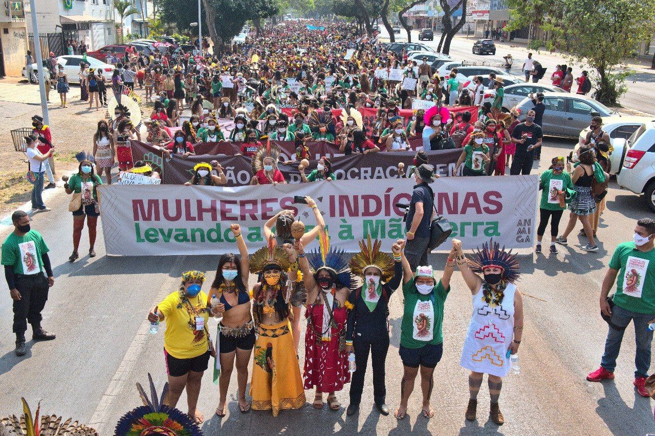 O evento terá programação intensa com lançamento de livros, grupos de trabalho por biomas, plenária com a bancada do cocar, noite cultural e diálogos com mulheres indígenas, negras e quilombolas