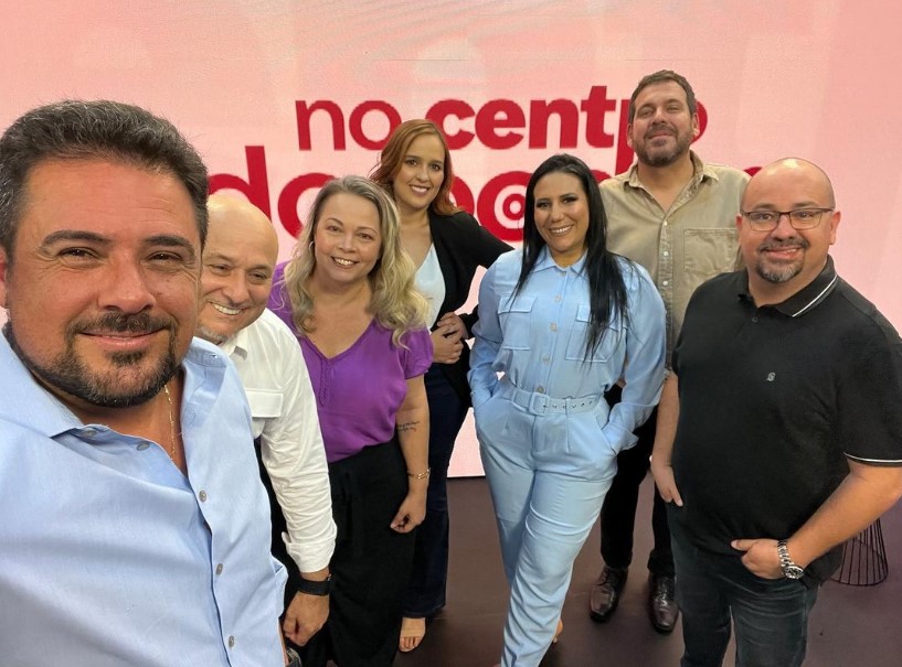 Felipe Augusto, prefeito de São Sebastião, durante entrevista ao programa No Centro do Poder, de A Guardiã da Notícia