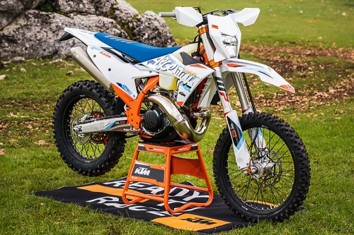 A linha 2024 foi desenvolvida com a ajuda dos pilotos da equipe Red Bull KTM Factory