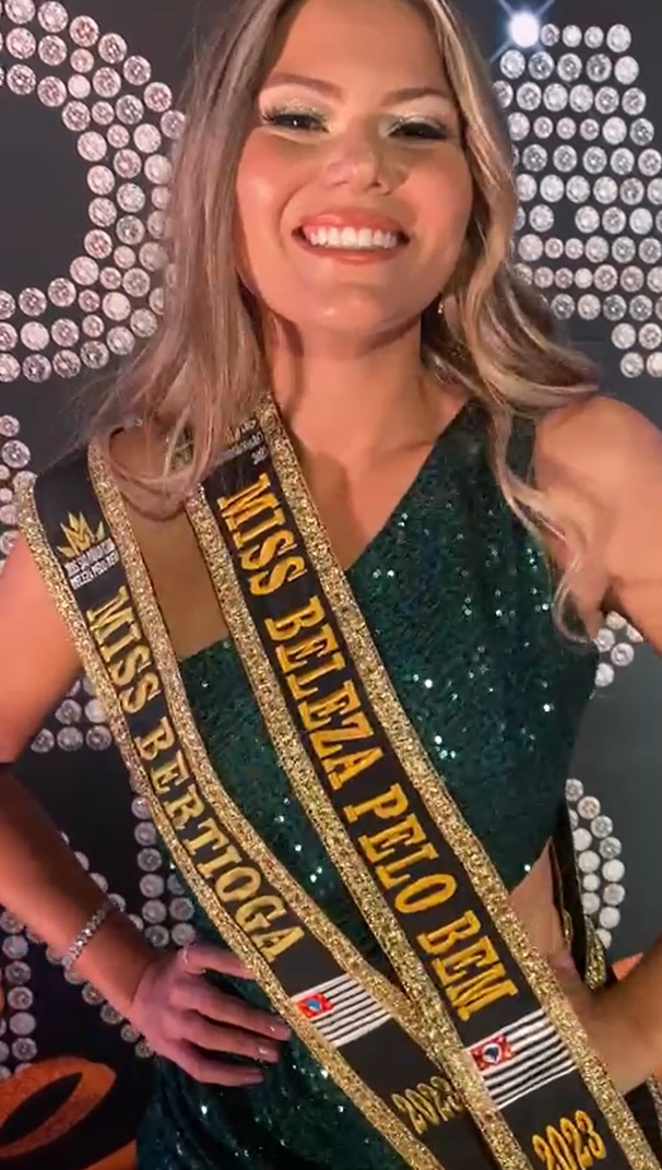 A Miss Bertioga, Carolinny Ferreira