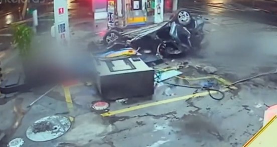 Posto de gasolina foi atingido na zona sul de SP