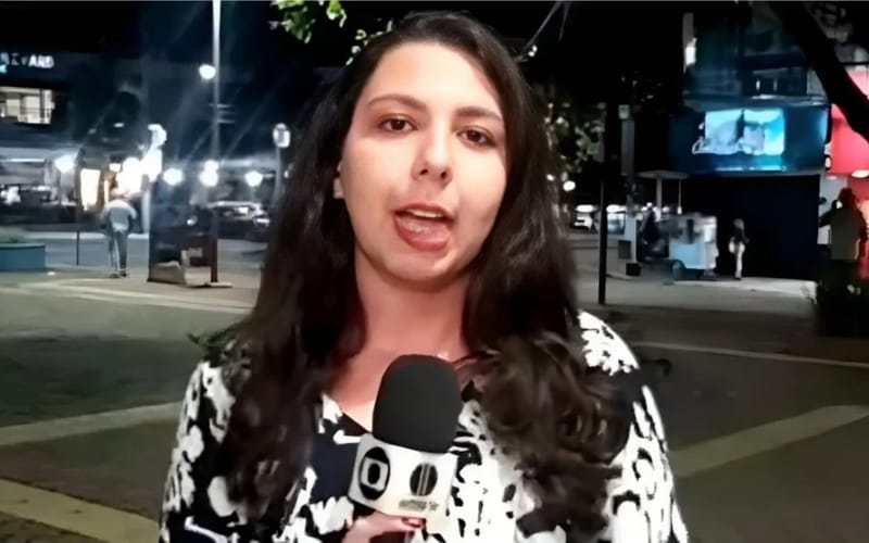 O homem foi filmado assediando ao vivo a repórter Bianca Chaboudet