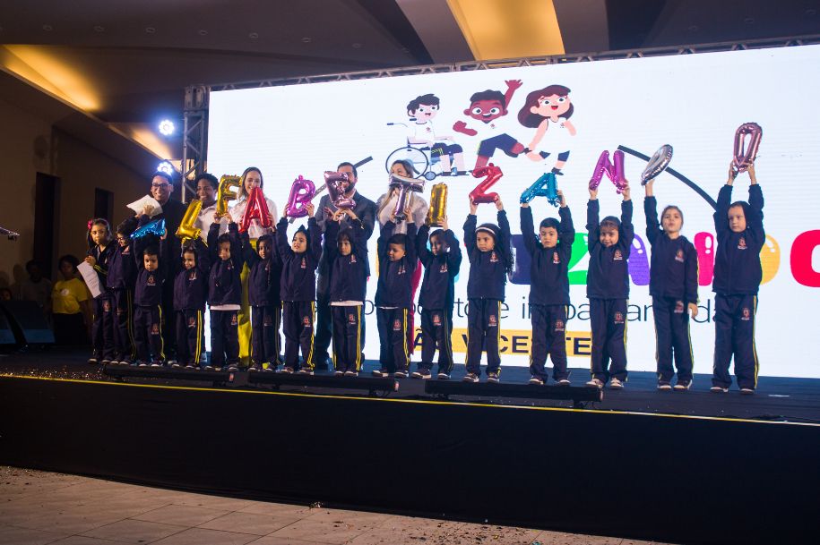 O lançamento foi feito durante o Encontro de Educadores de São Vicente, evento realizado no Ilha Porchat Clube