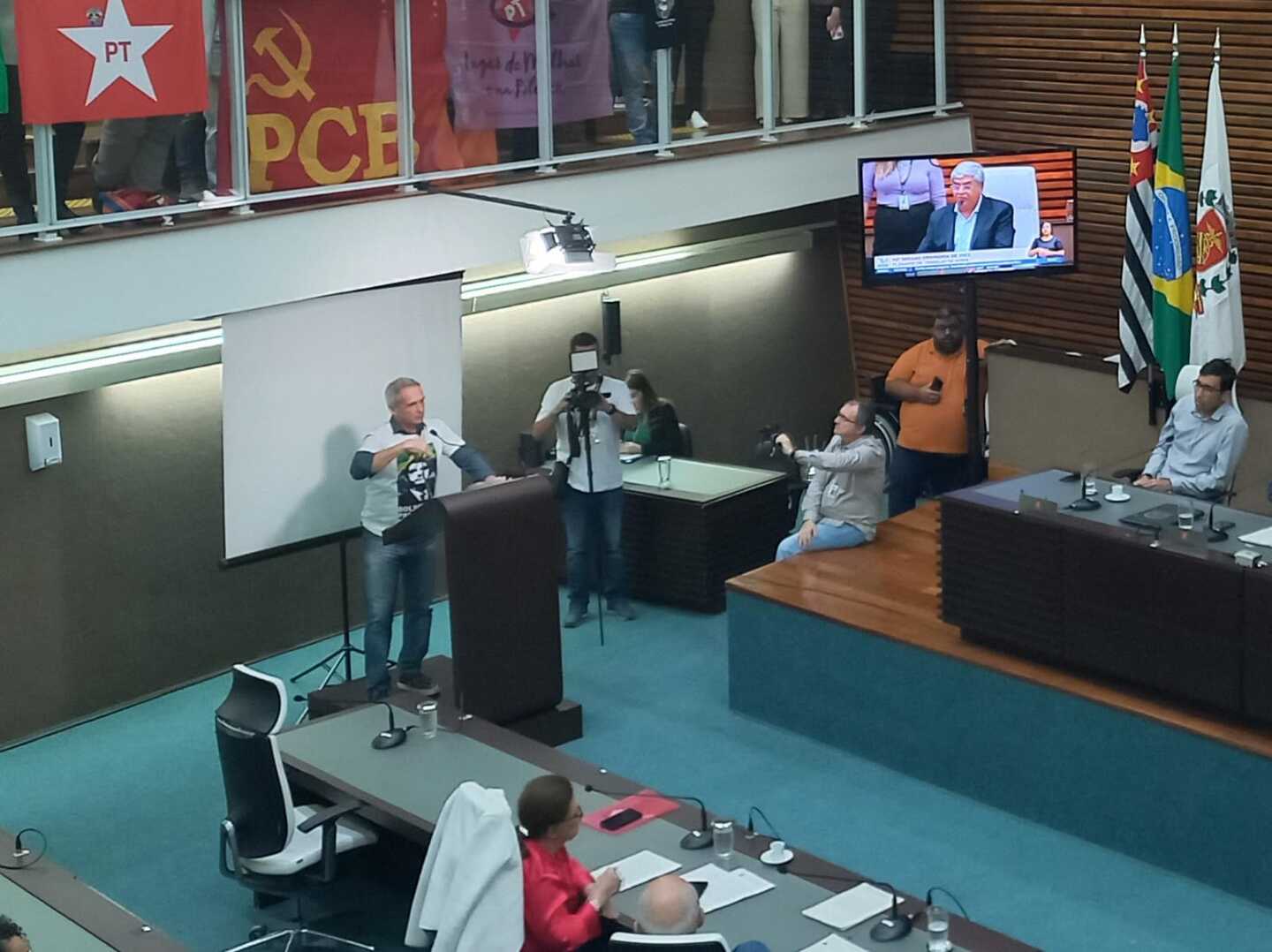 Fábio Duarte afirmou que a Prefeitura de Santos articulou para que o ex-presidente Jair Bolsonaro não recebesse a Medalha de Honra ao Mérito Braz Cubas