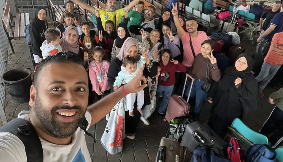 Grupo de 32 pessoas segue para o Brasil em aeronave da Presidência