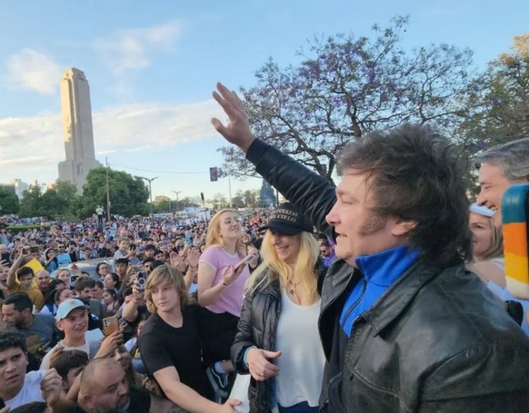 O anúncio foi feito após o encontro do presidente Javier Milei com a secretária de Segurança Nacional dos EUA