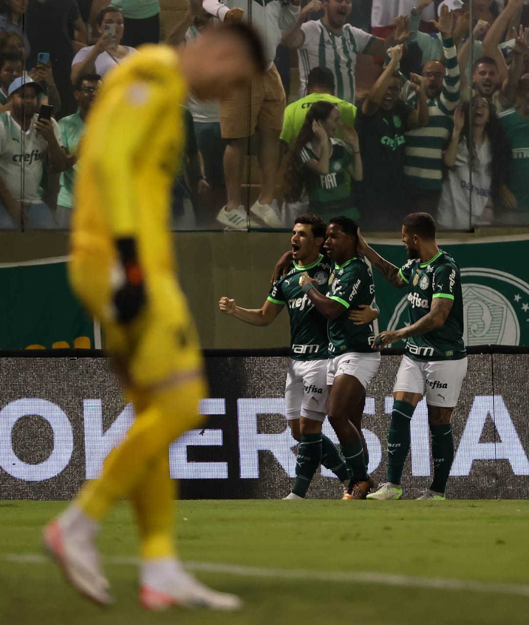 Palmeiras e Athletico se enfrentaram na Arena Barueri