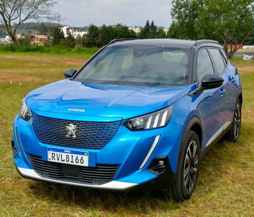 O e-2208 GT tem motor de 136 cavalos e torque instantâneo de 26,5 kgfm, com autonomia de 345 quilômetros pelo ciclo WLTP ou 250 quilômetros pelo Inmetro