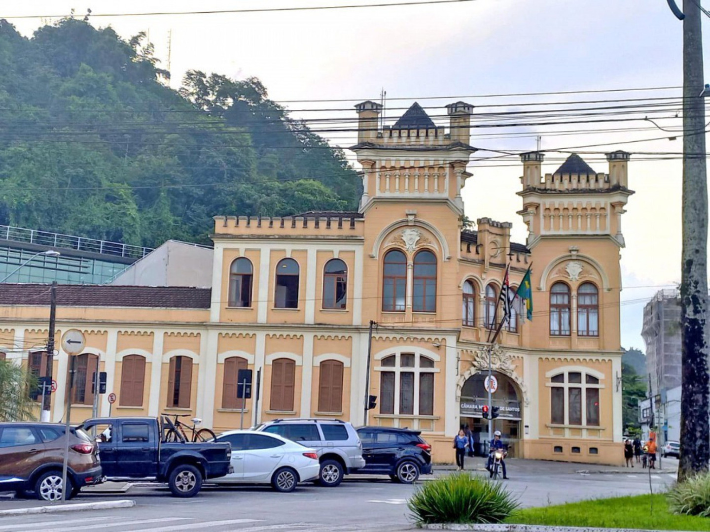 Por fim, os vereadores também tiveram aumentos contemplados