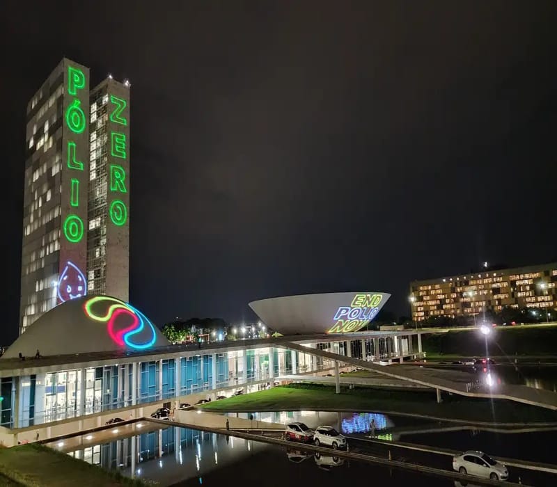 Estabelecimentos públicos ou que recebam recursos públicos, de educação infantil e ensino fundamental, ficam obrigados a aderir ao programa.