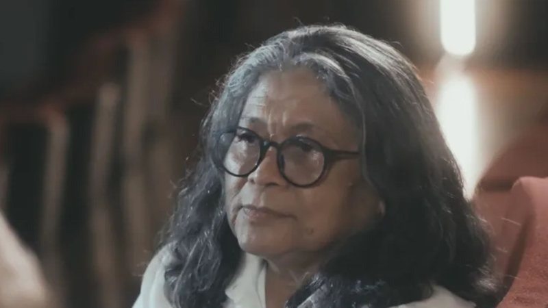 Diretora Marlene Mattos