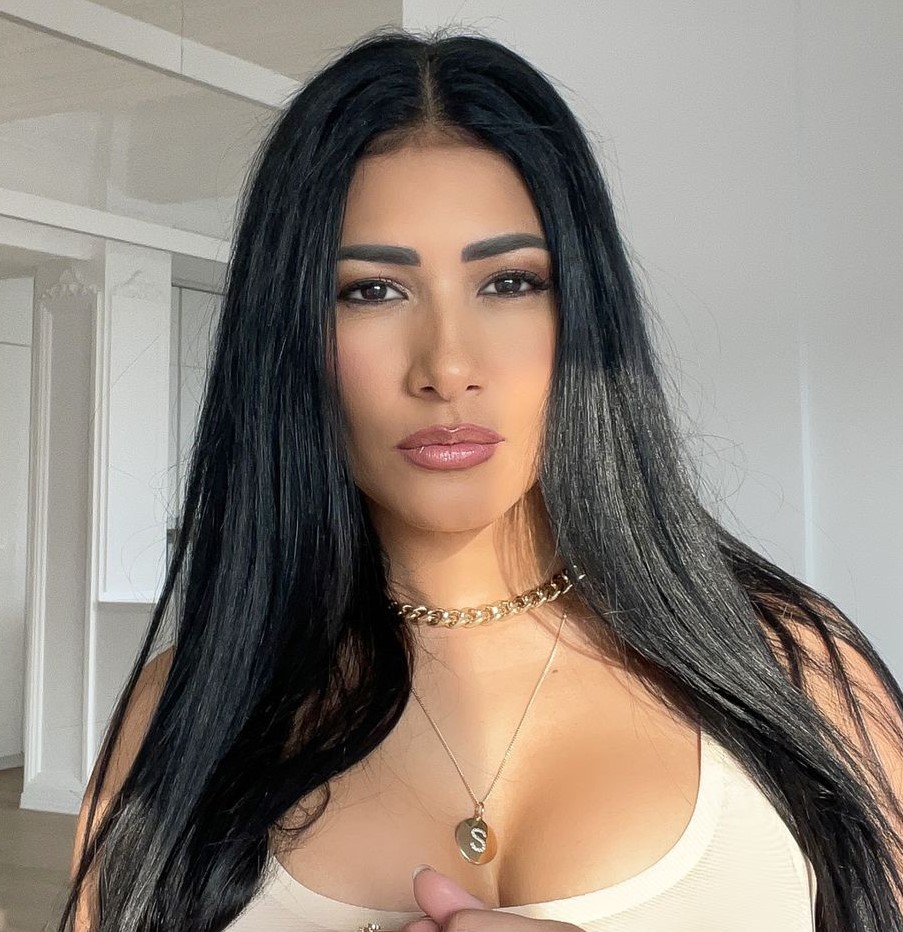 Cantora Simaria Mendes