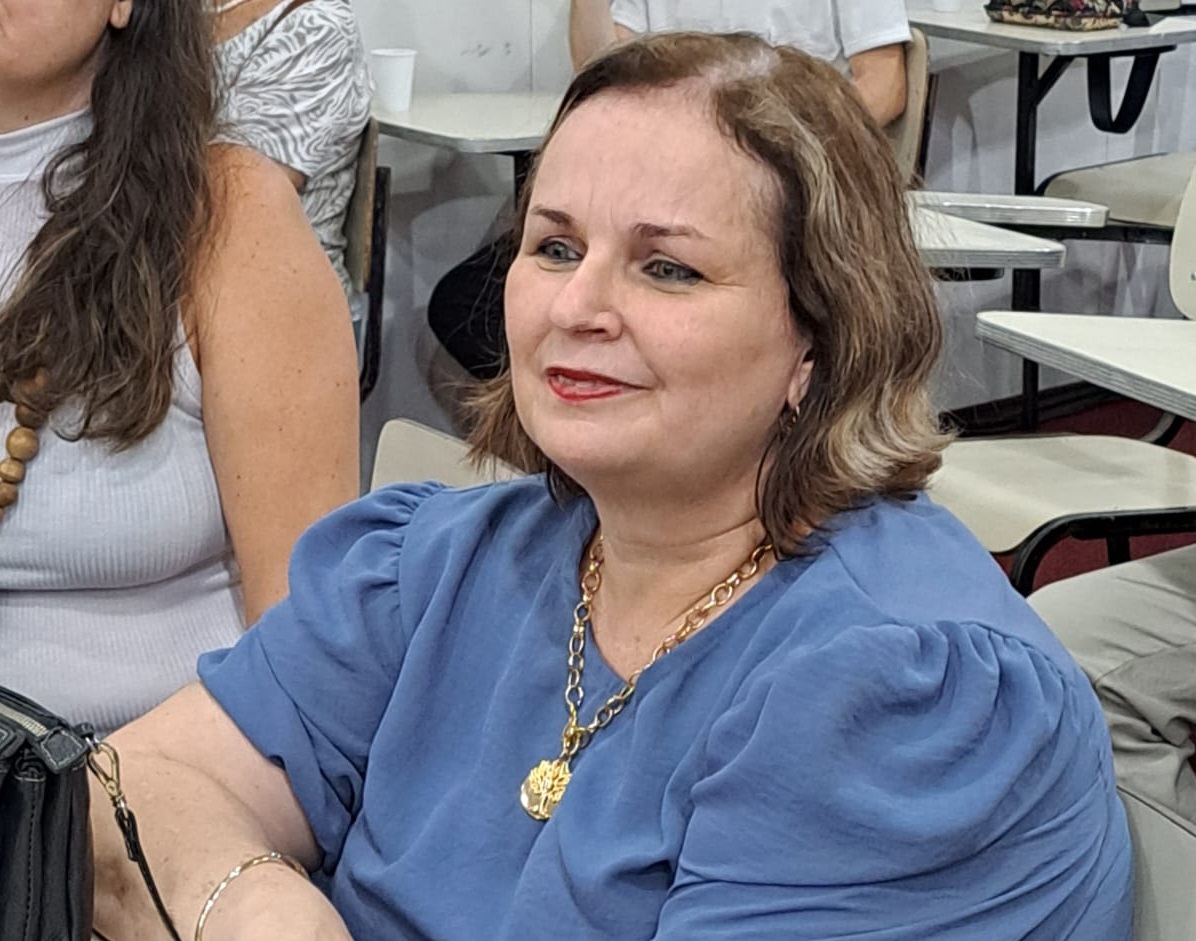 Luciana Avelino Ramos trabalhou 31 anos na rede municipal de educação de Cubatão