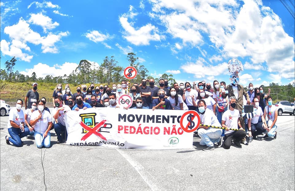 Movimento Pedágio Não protesta contra a criação de pedágio em Mogi das Cruzes