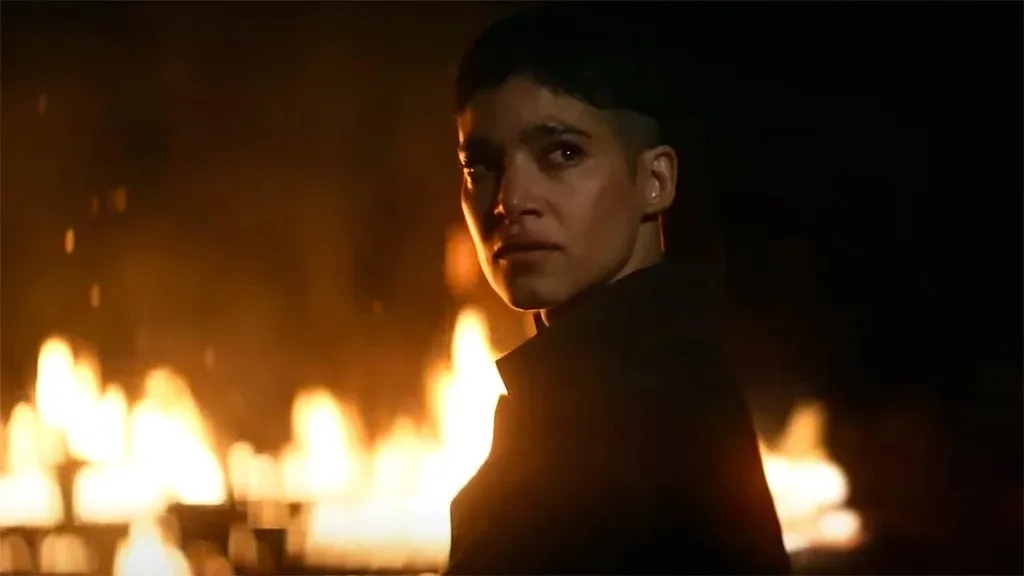 Sofia Boutella em cena de 'Rebel Moon - Parte 2: A Marcadora de Cicatrizes'