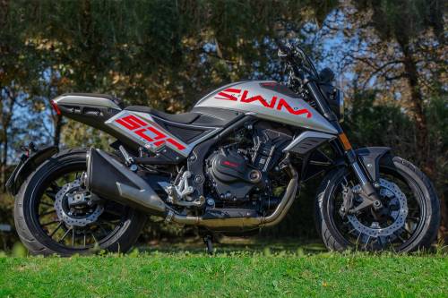 A Gran Milano é uma scrambler urbana