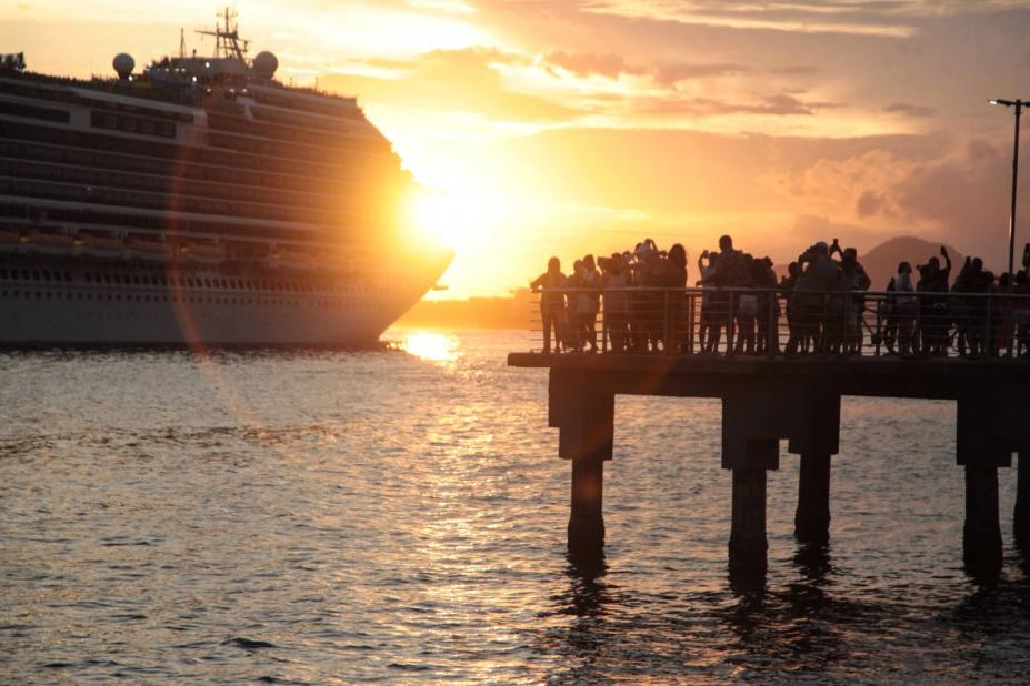 Além dos turistas que descem a serra, Santos receberá os passageiros de cruzeiros