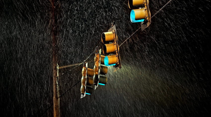 Litoral deve sofrer com chuvas fortes neste final de semana