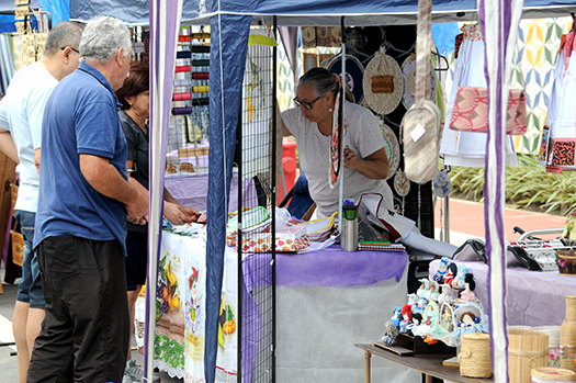 Evento reúne artesãos da Cidade, que apresentam diversos produtos confeccionados manualmente