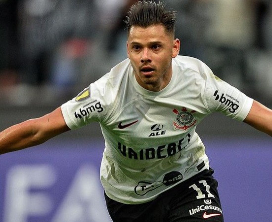 Ángel Romero, autor do golaço que deu a vitória ao Corinthians