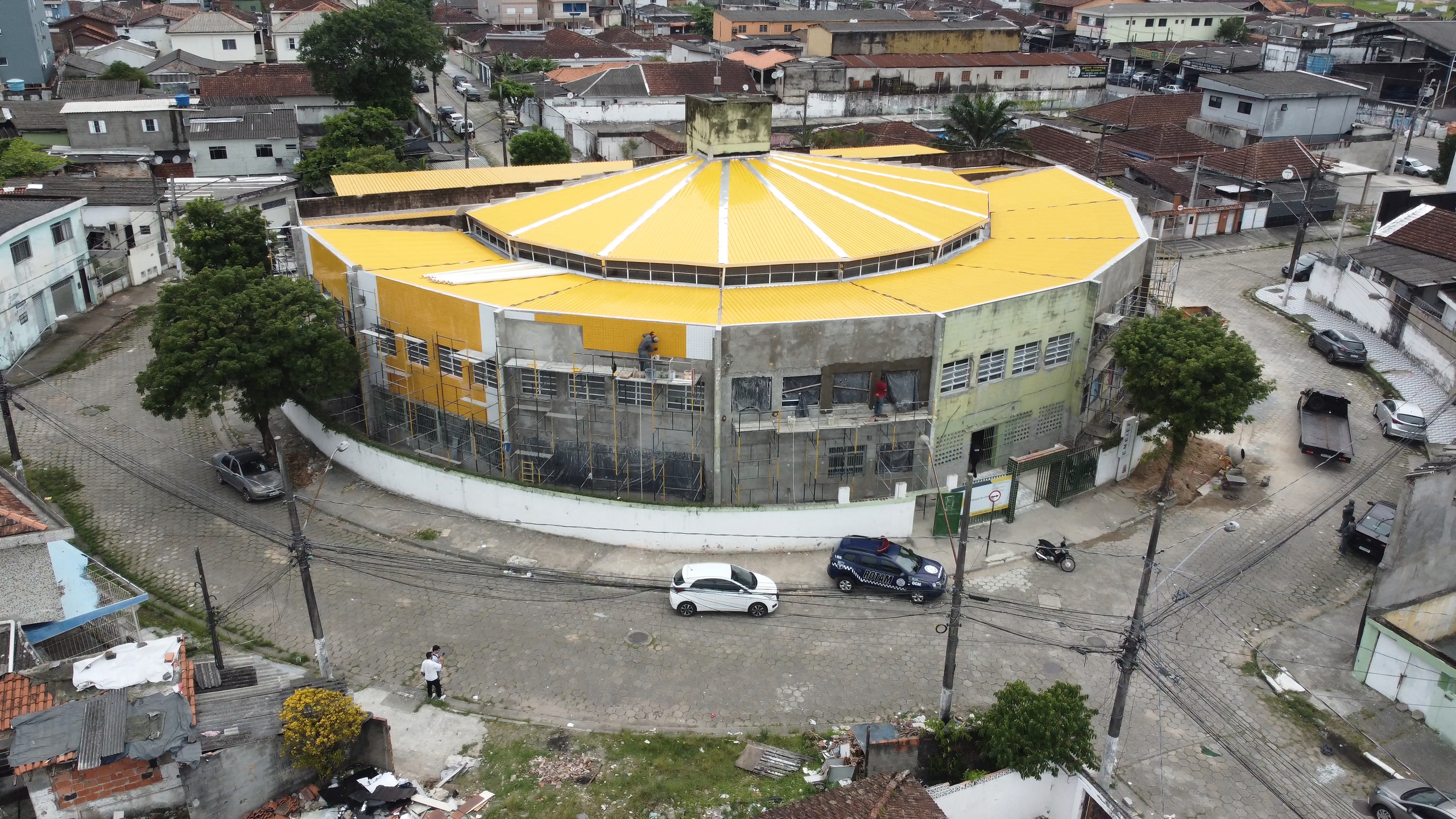 A exemplo das escolas Caic Ayrton Senna e Kelma Maria Tofetti Gonçalves, ambas do bairro Humaitá, outras sete unidades estão sendo completamente transformadas