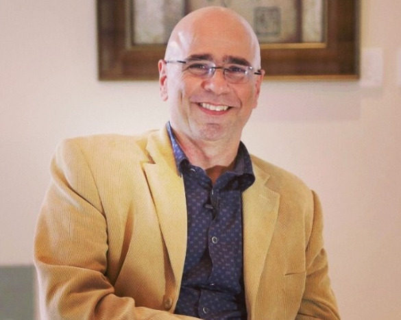 Nome de Faria aparece isolado na pesquisa eleitoral feita em Guarujá