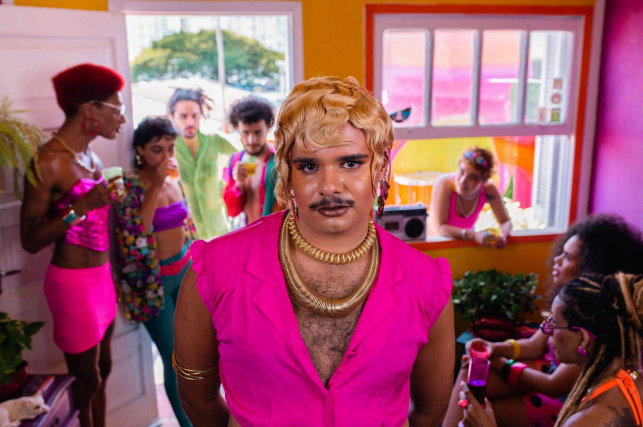 'Veneno' é o aprofundamento de uma pesquisa que norteia o álbum 'Notícias de Longe'