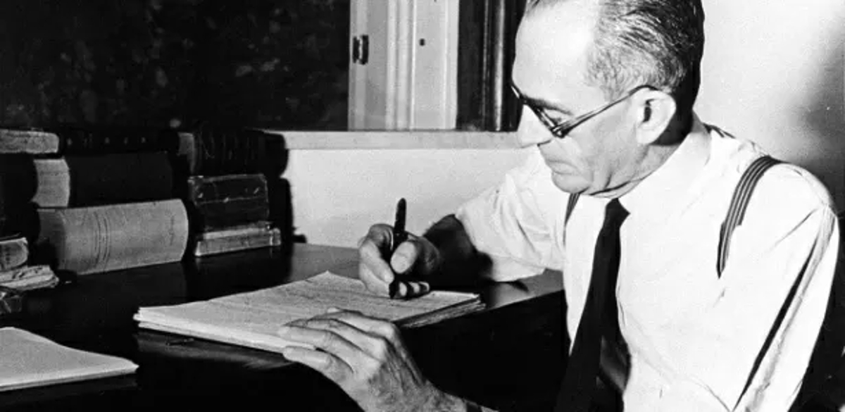 Parece uma fábula de La Fontaine, mas é Graciliano Ramos