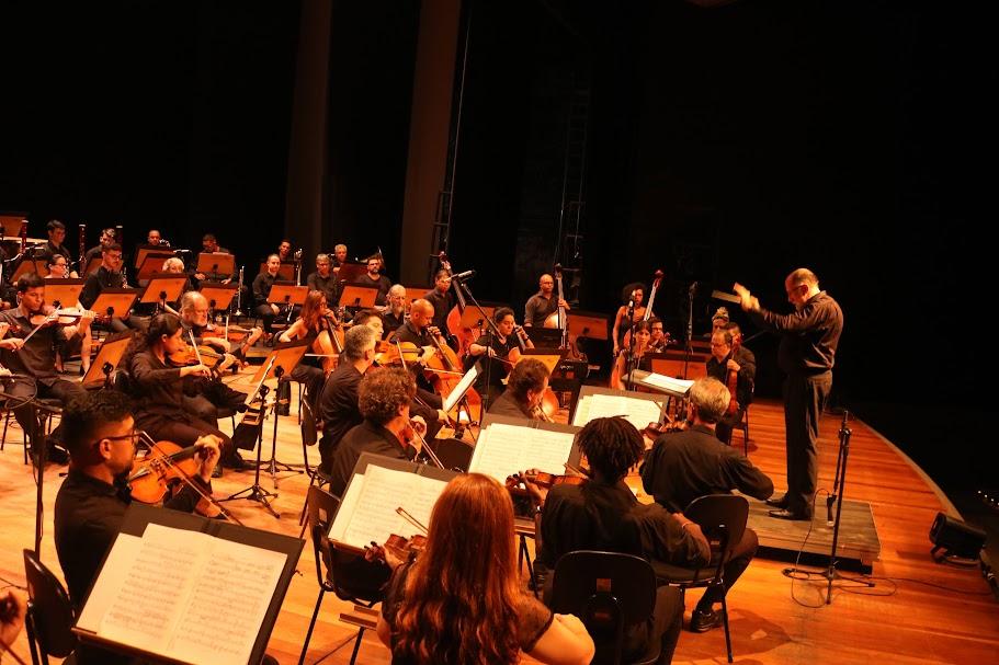 Distribuição gratuita de ingressos (dois por pessoa) para o espetáculo será realizada na quarta-feira (24)