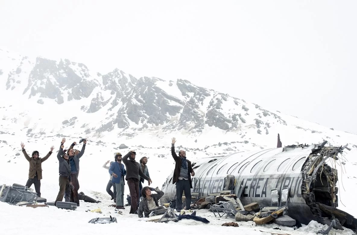 Enredo mostra acidente aéreo ocorrido na Cordilheira dos Andes, em 1972