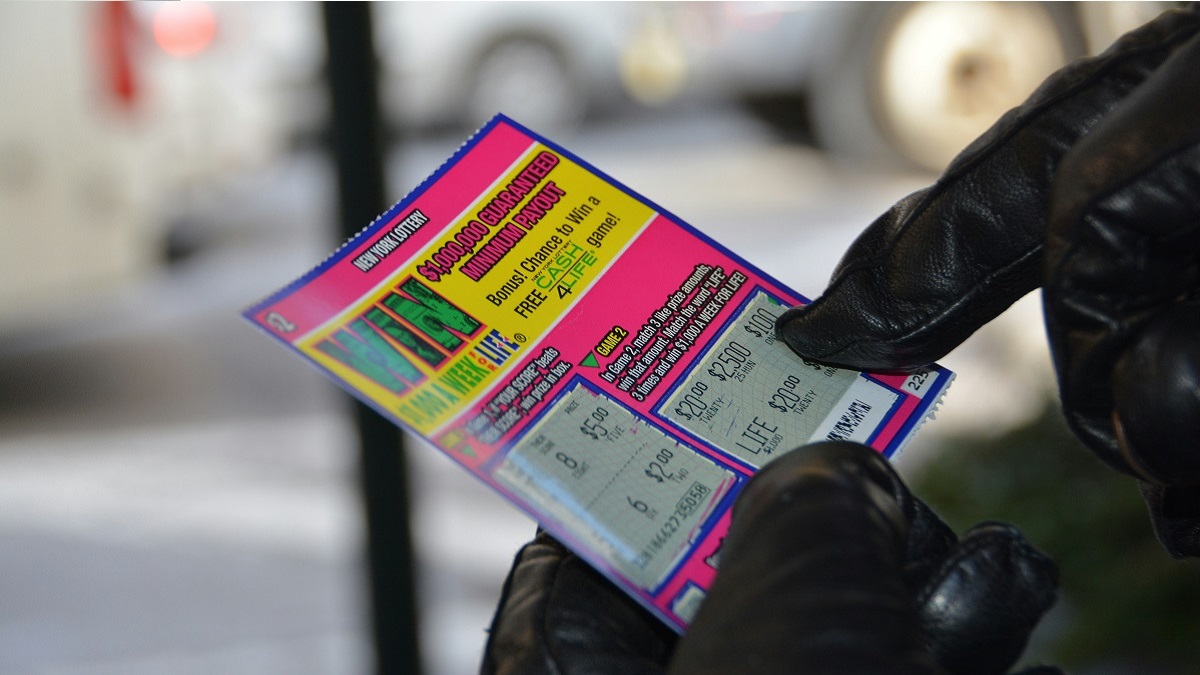 John explica que havia escolhido os números levando em consideração uma combinação de datas de aniversário de familiares e outras pessoas especiais de sua vida